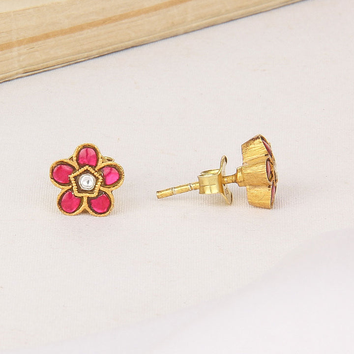 Dazzle Kundan Studs