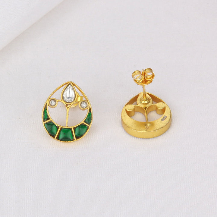 Shristikha Kundan Studs