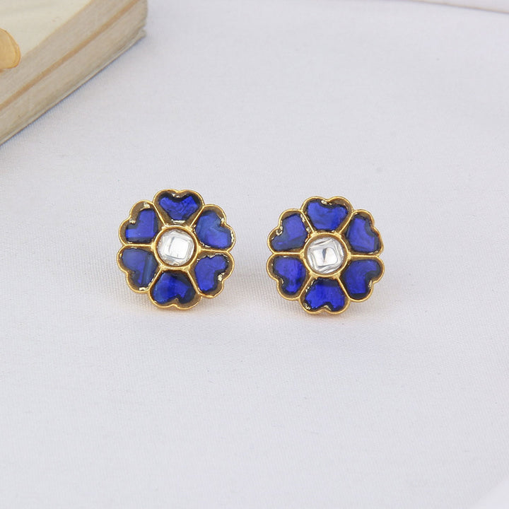 Beautiful Kundan Studs