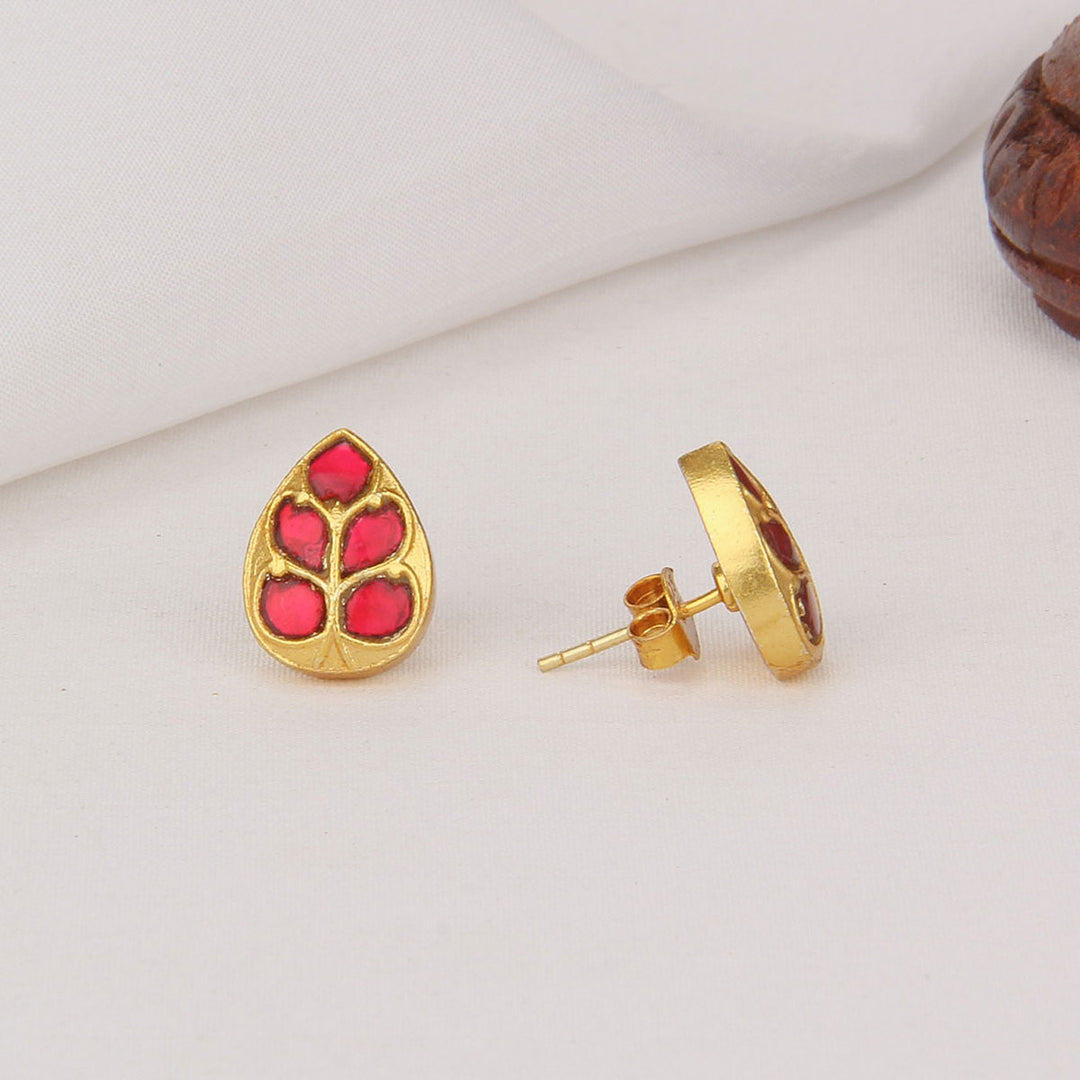 Cutest Kundan Studs
