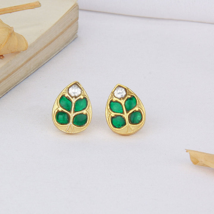 Little Charm Kundan Studs