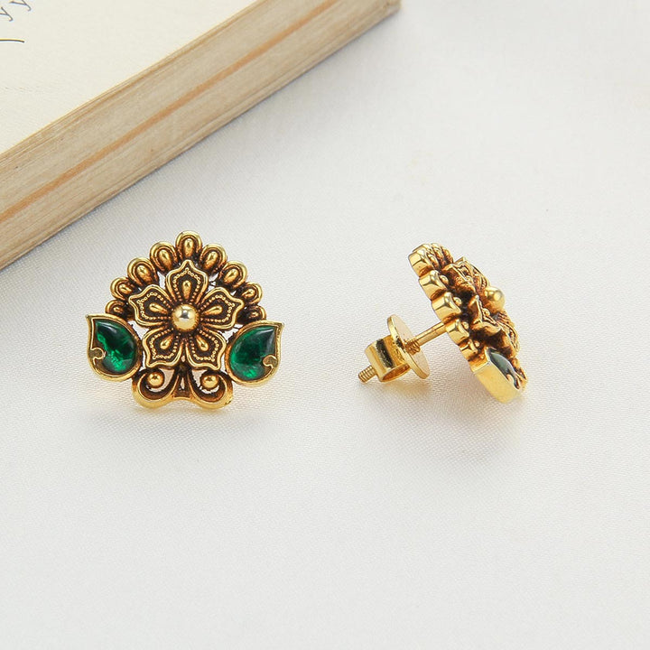 Sherin Nagas Studs