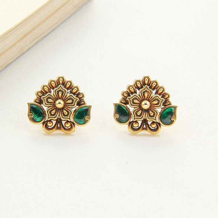 Sherin Nagas Studs