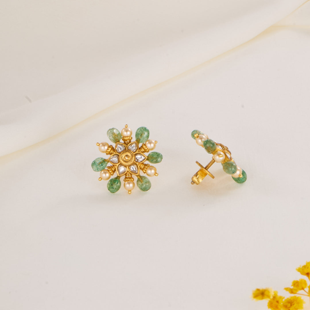 Gorgeous Kundan Studs