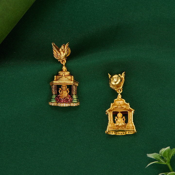 Mesmerizing 3D Spl Long Earrings