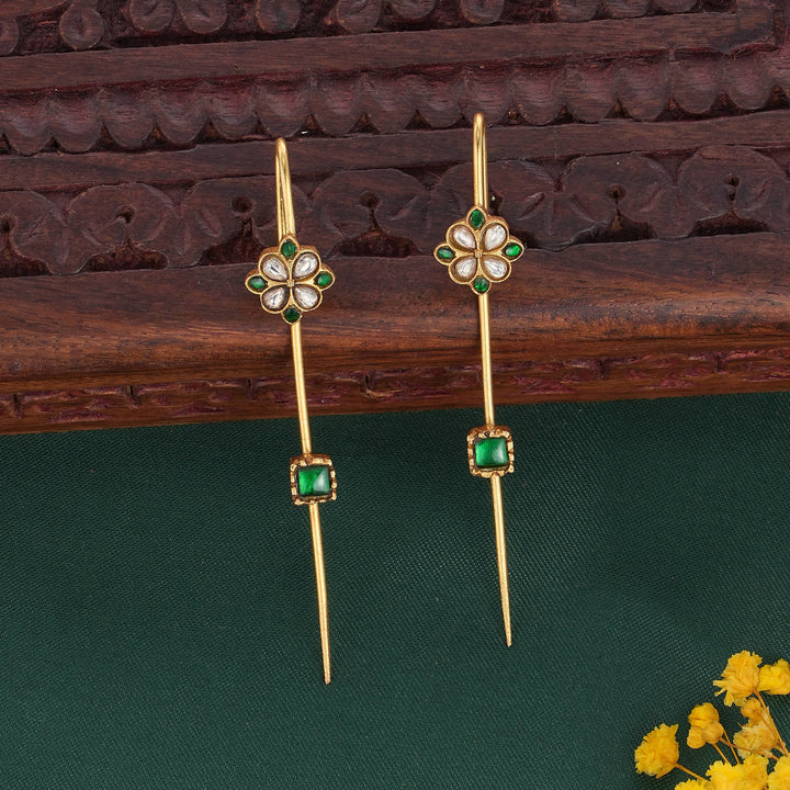 Riyanaa Needle Ear cuffs