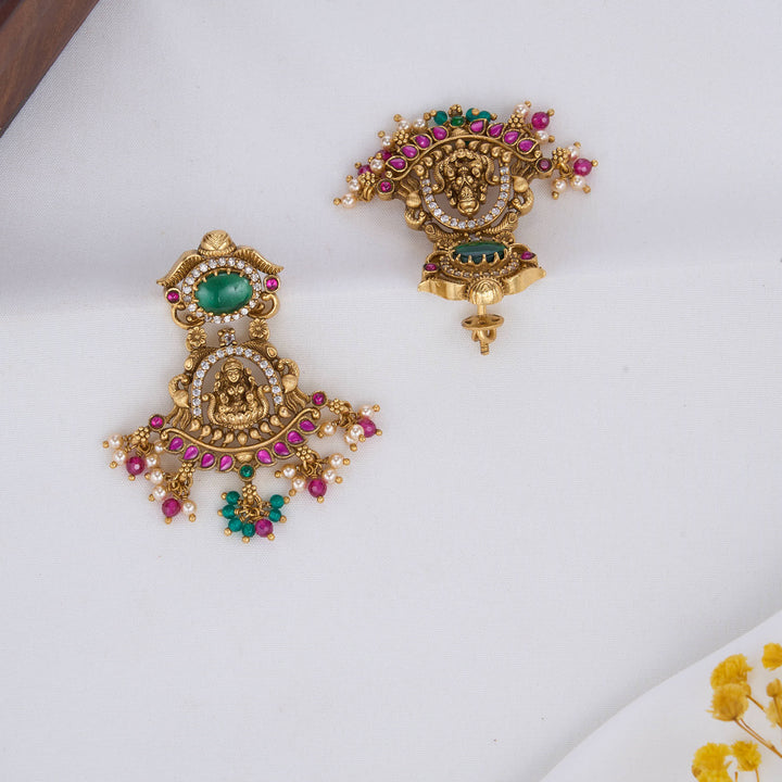 Grandeur 3D Spl Earrings