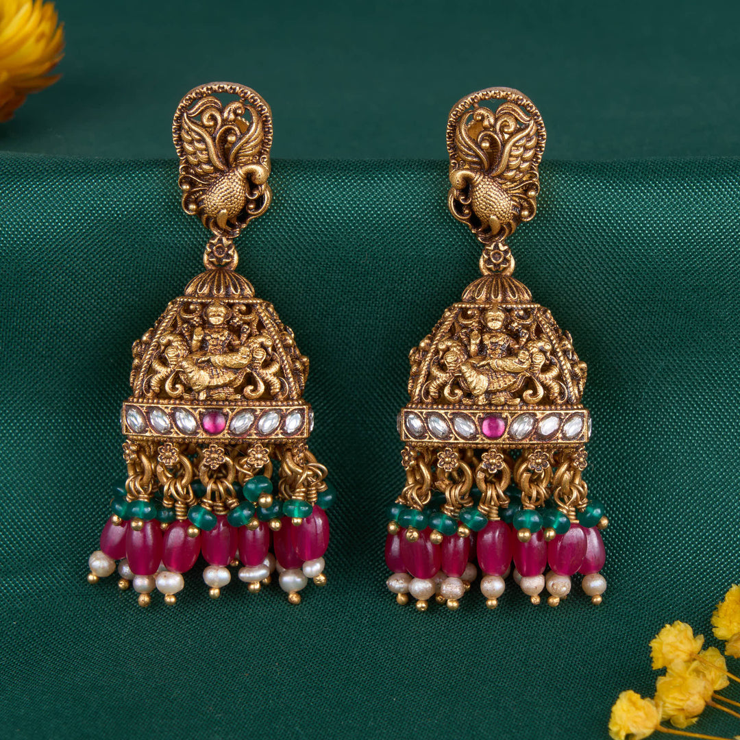 Hemangi Nagas Jhumkas