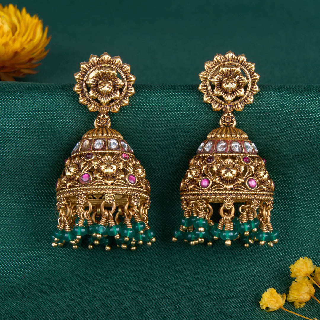 Kavisha Nagas Jhumkas