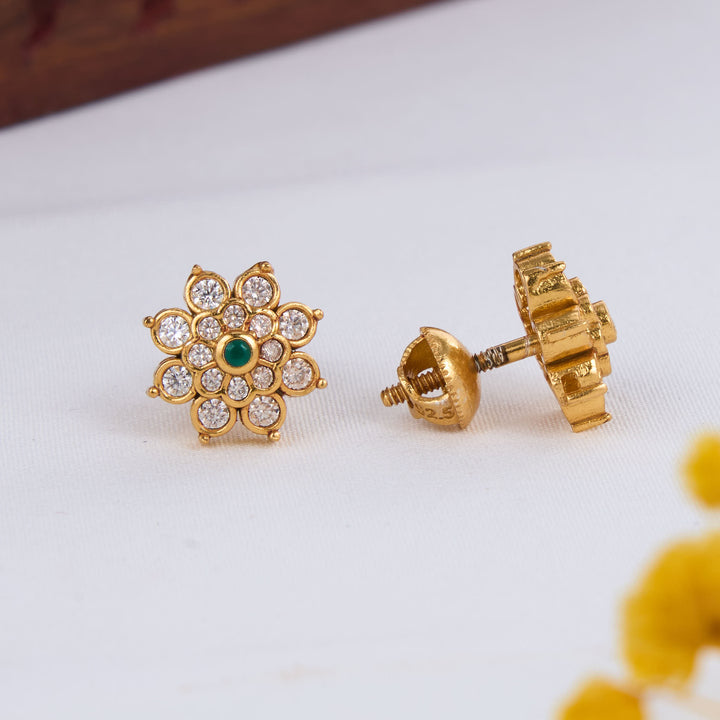 Yalisha Stone Studs