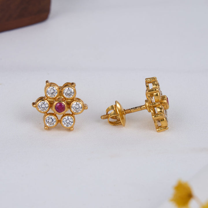 Cutie Floral Stone Studs