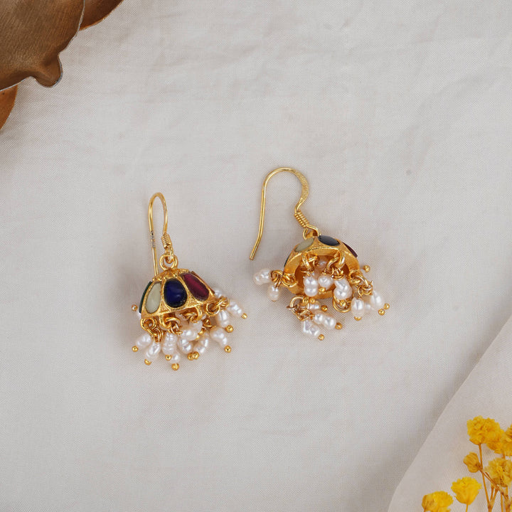Taashvikaa Hook Jhumkas