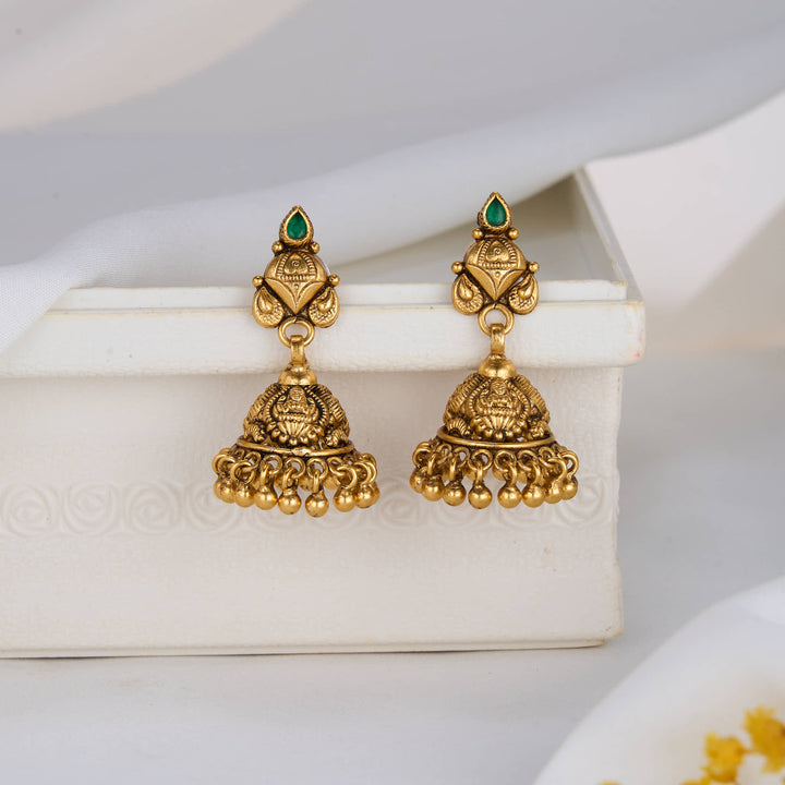 Yashmirikaa Nagas Jhumkas