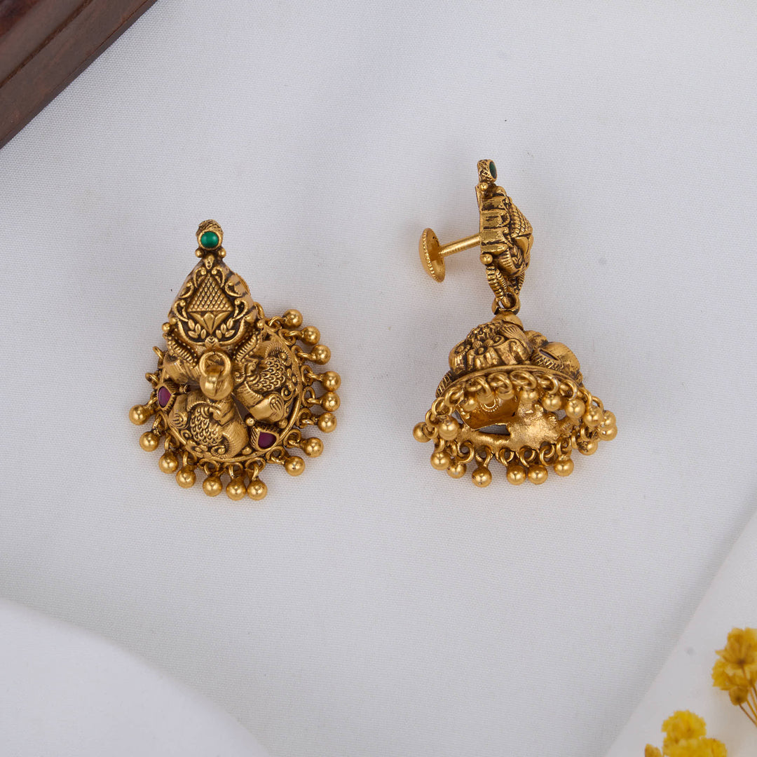 Ananya Nagas Jhumkas