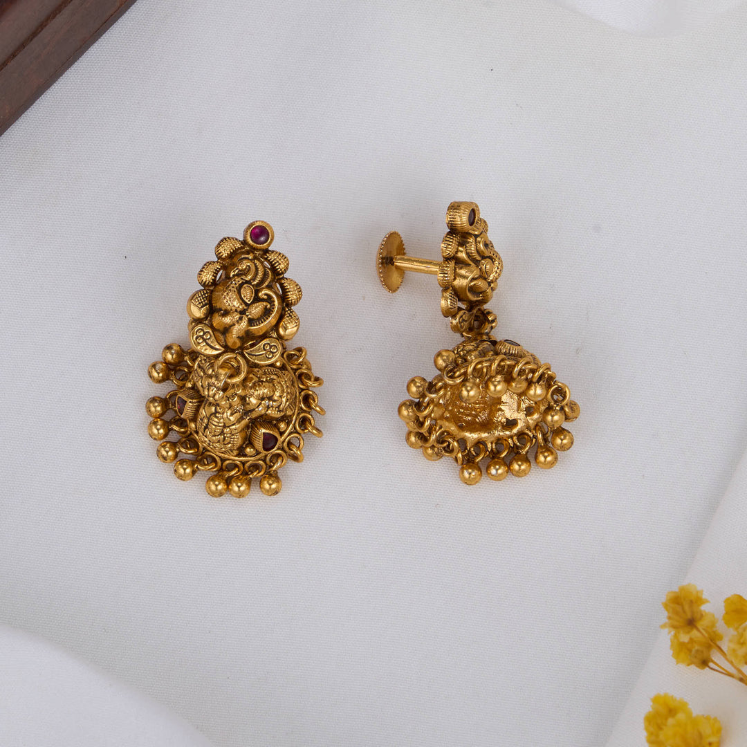 Shreya Nagas Jhumkas