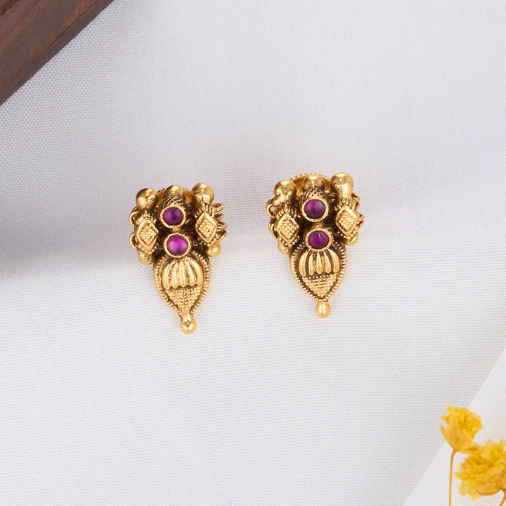 Shakshika Nagas Studs