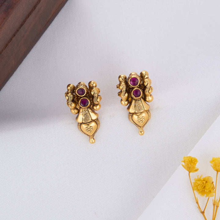 Harikaa Nagas Studs