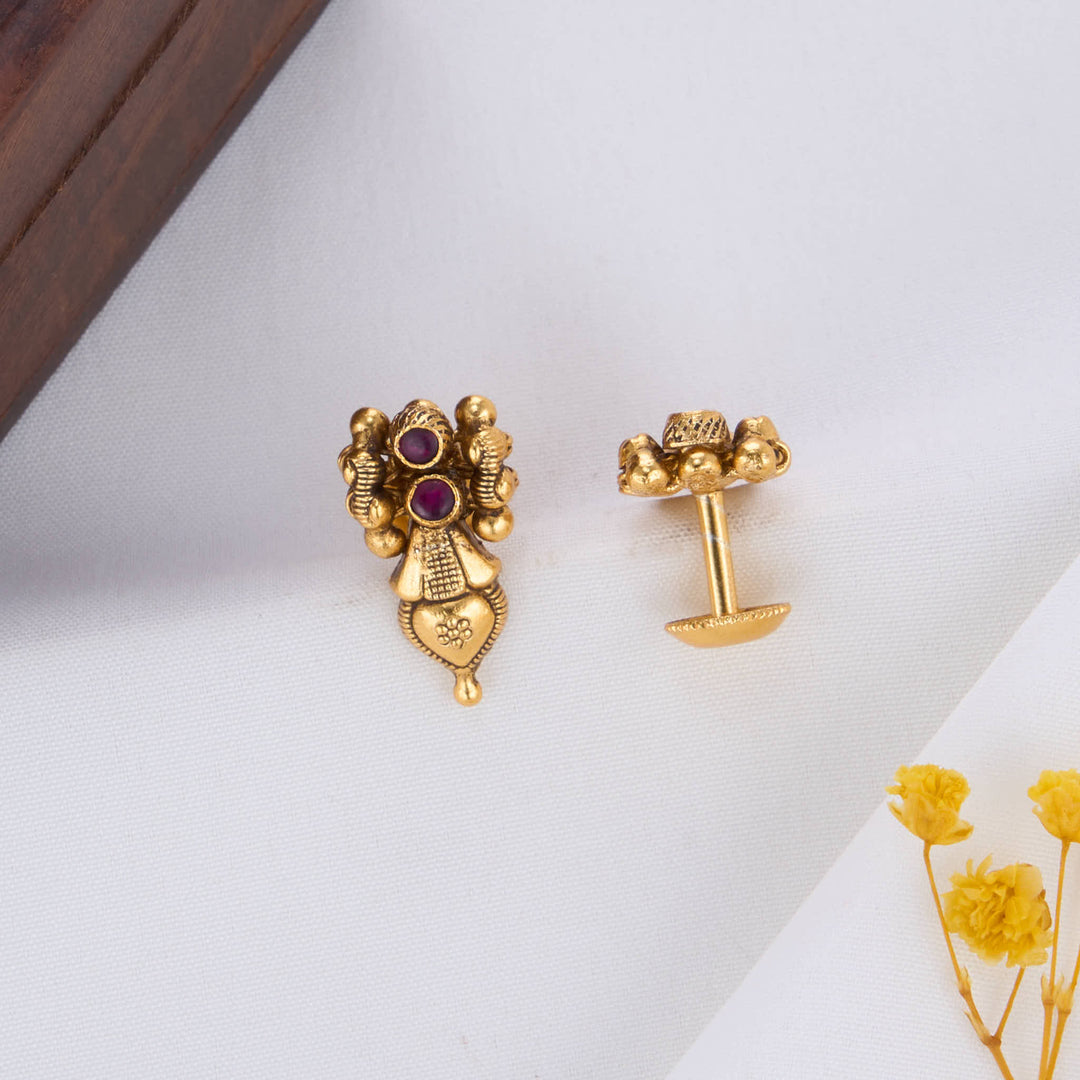 Harikaa Nagas Studs