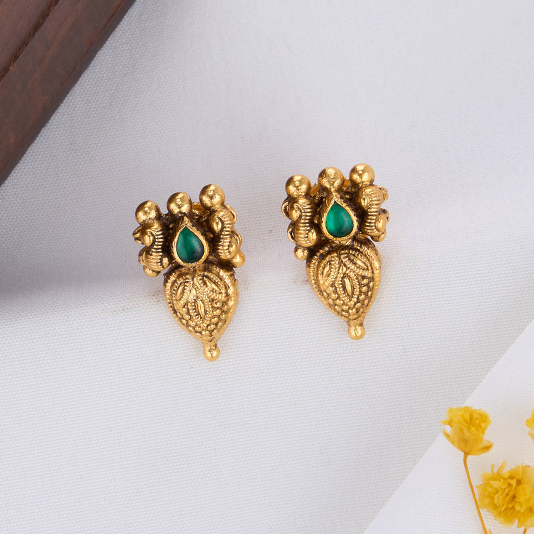 Janvikha Nagas Studs