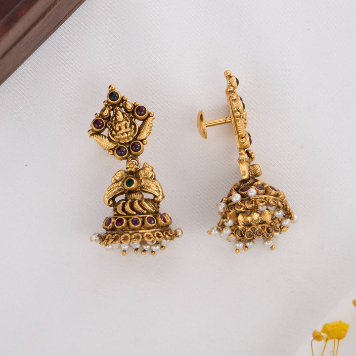 Shrisha Nagas Jhumkas