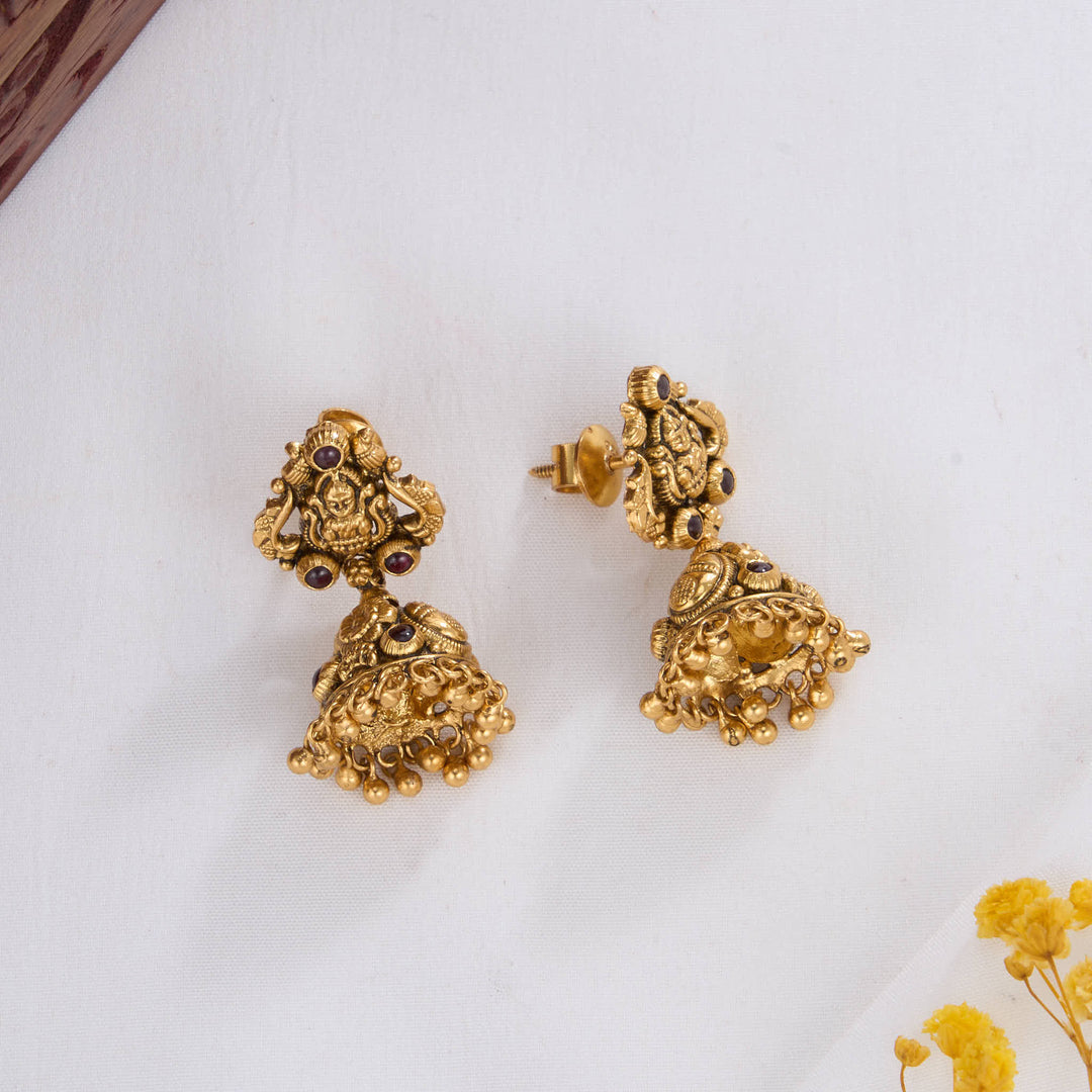 Aasth Nagas Jhumkas