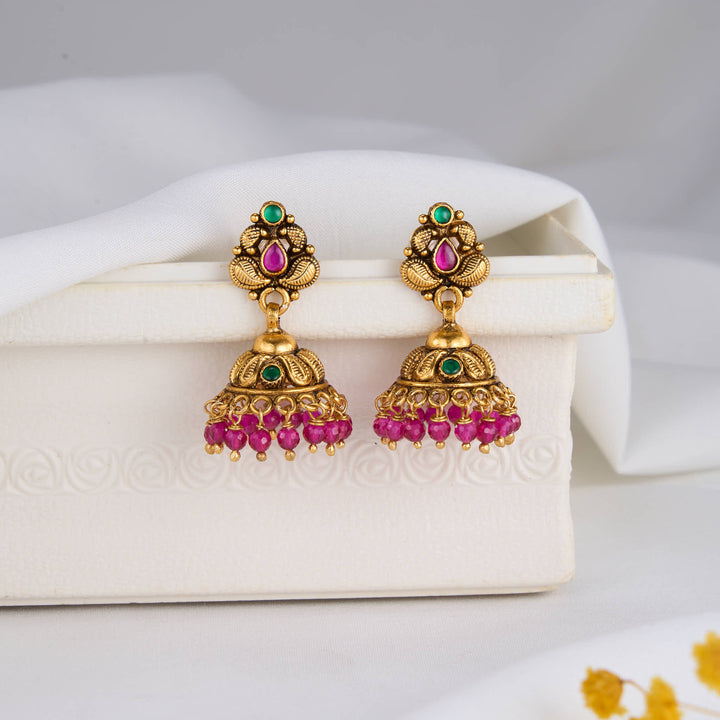 Anisha Nagas Jhumkas