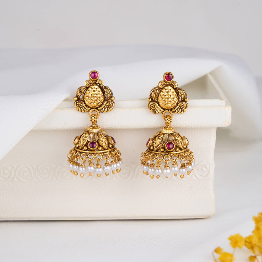 Varnika Nagas Jhumkas