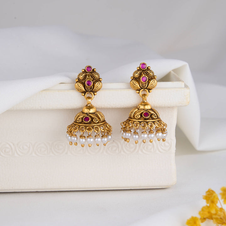 Vintage Royale Nagas Jhumkas