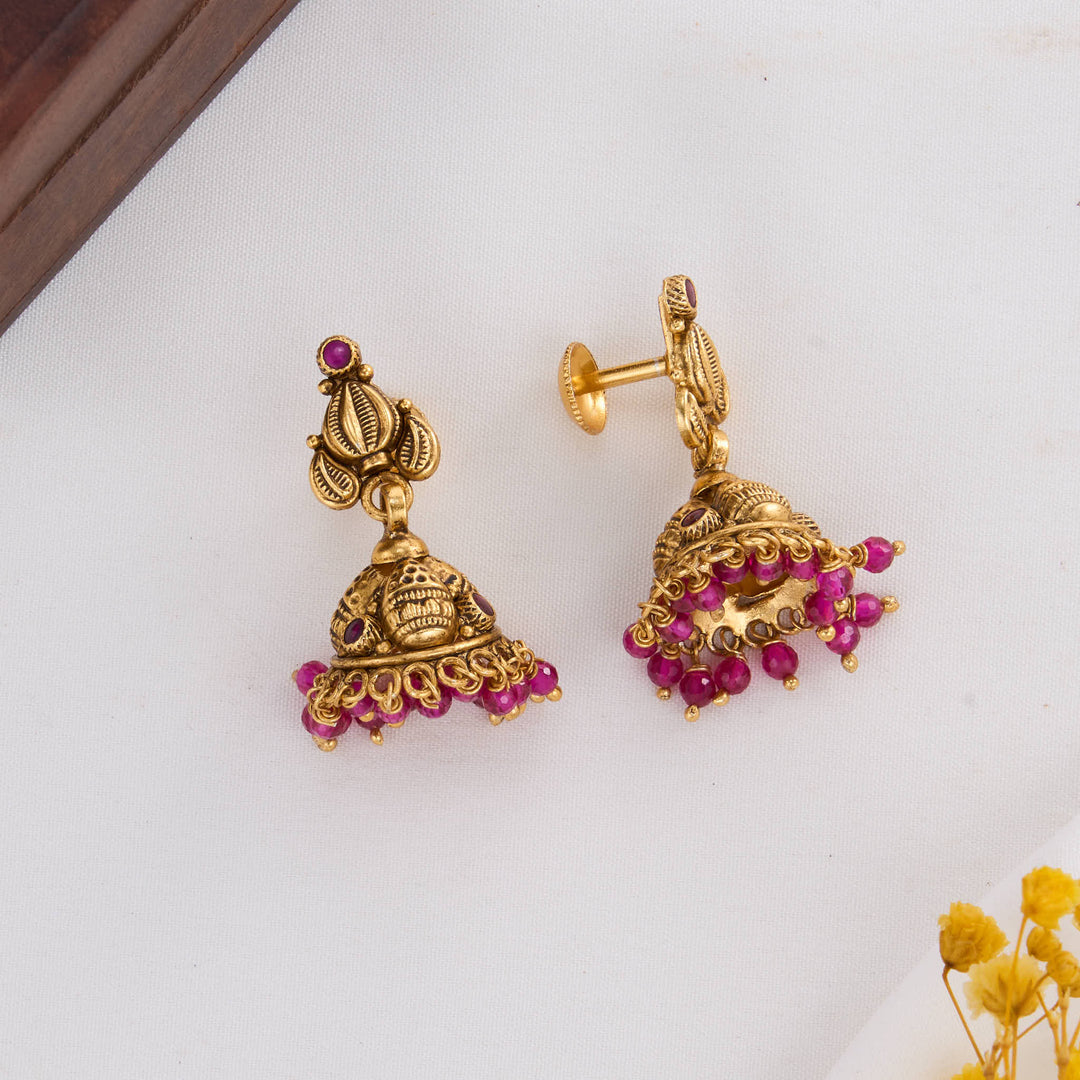 Mahira Nagas Jhumkas
