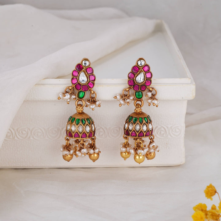 Nayisha Kundan Jhumkas