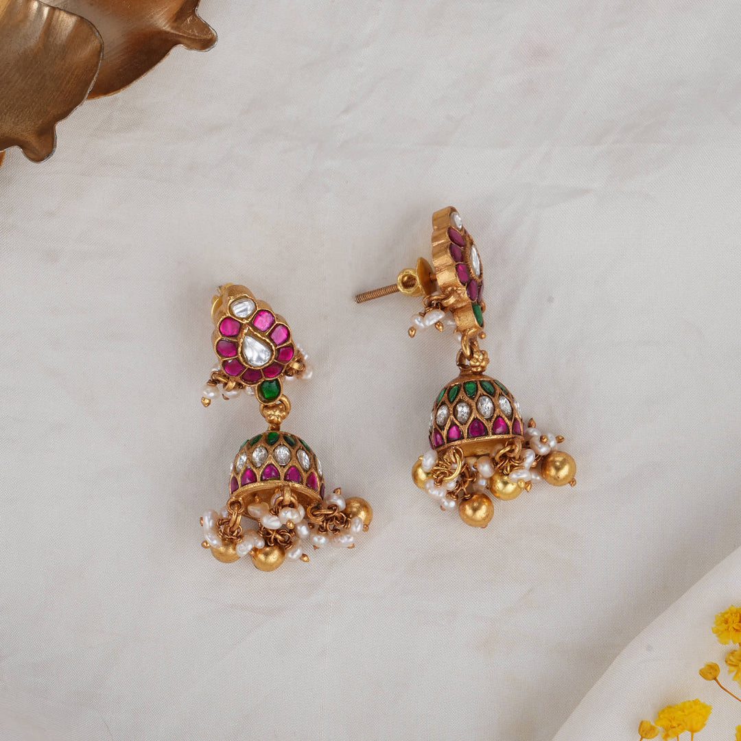 Nayisha Kundan Jhumkas