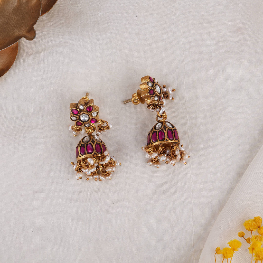 Srisha Kundan Jhumkas