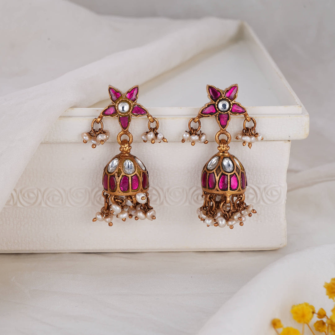 Larissa Kundan Jhumkas