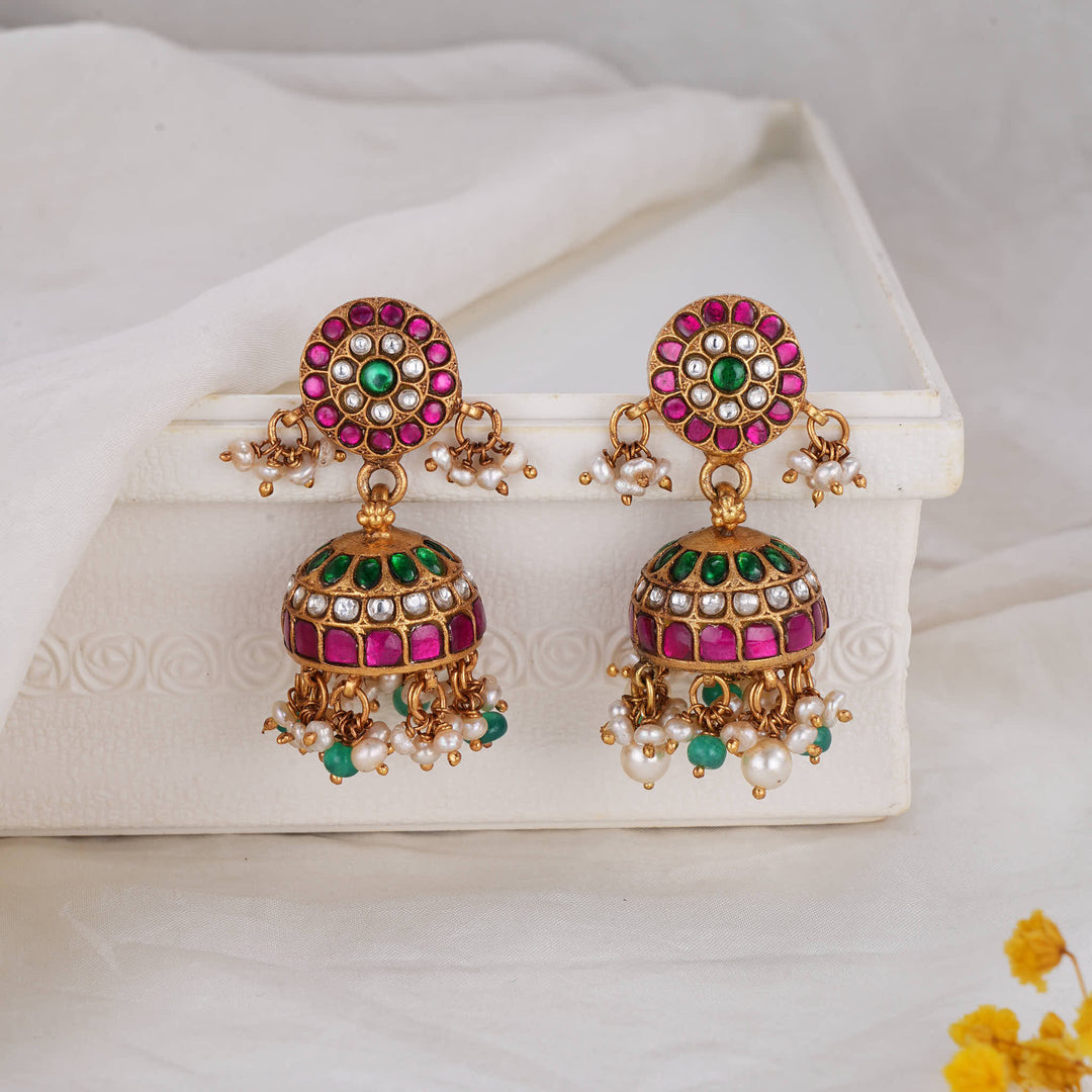 Kenisha Kundan Jhumkas