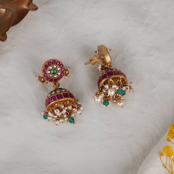 Kenisha Kundan Jhumkas