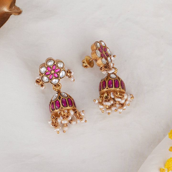Sarikha Kundan Jhumkas