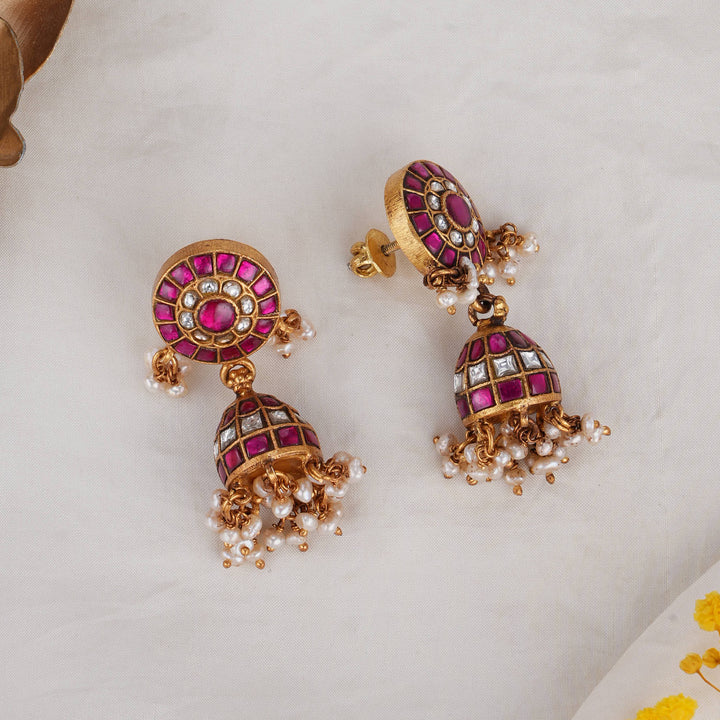 Shrisha Kundan Jhumkas