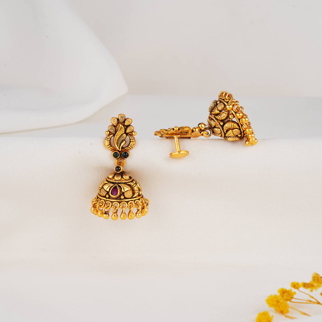 Nathisha Nagas Jhumkas
