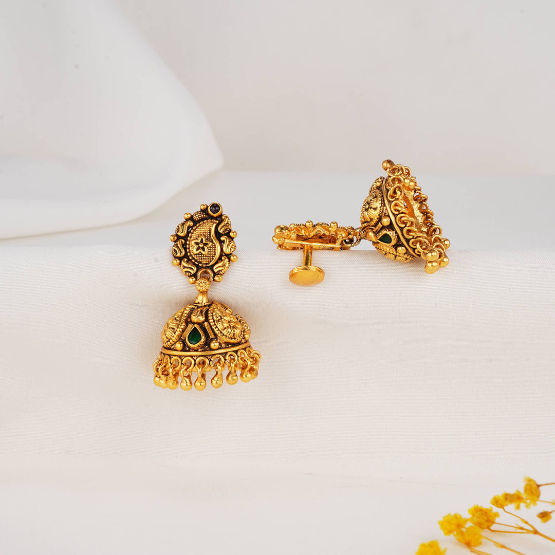 Genisha Nagas Jhumkas