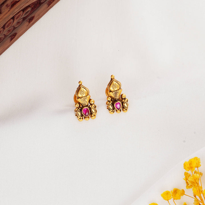 Pranitha Nagas Studs