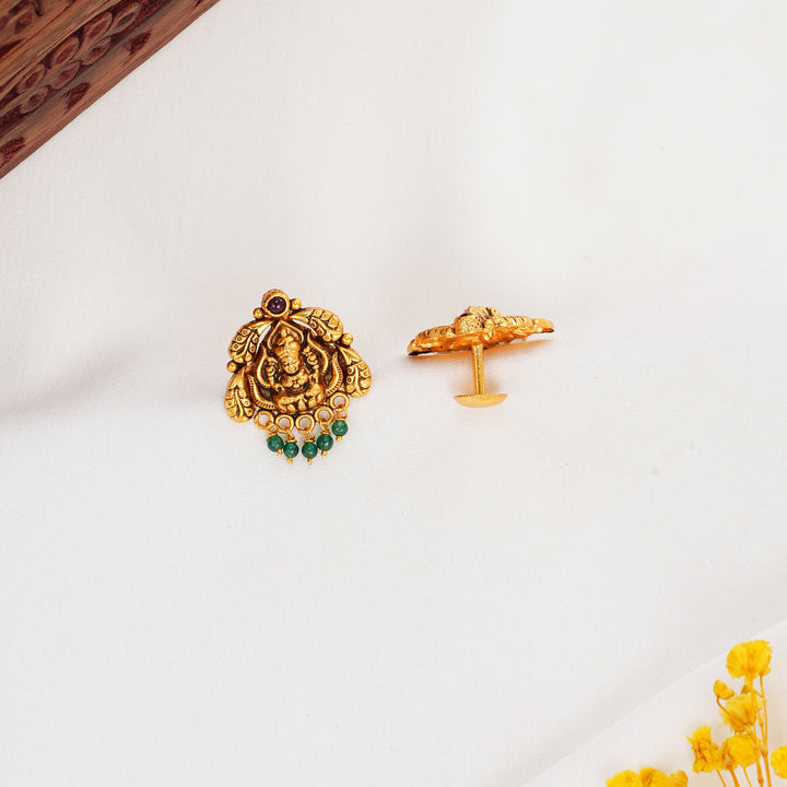 Amazing Nagas Studs