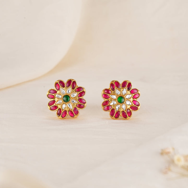 Nithisha Kundan Studs