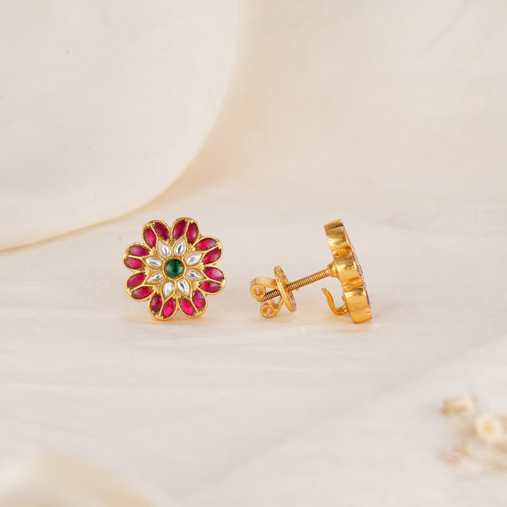 Nithisha Kundan Studs
