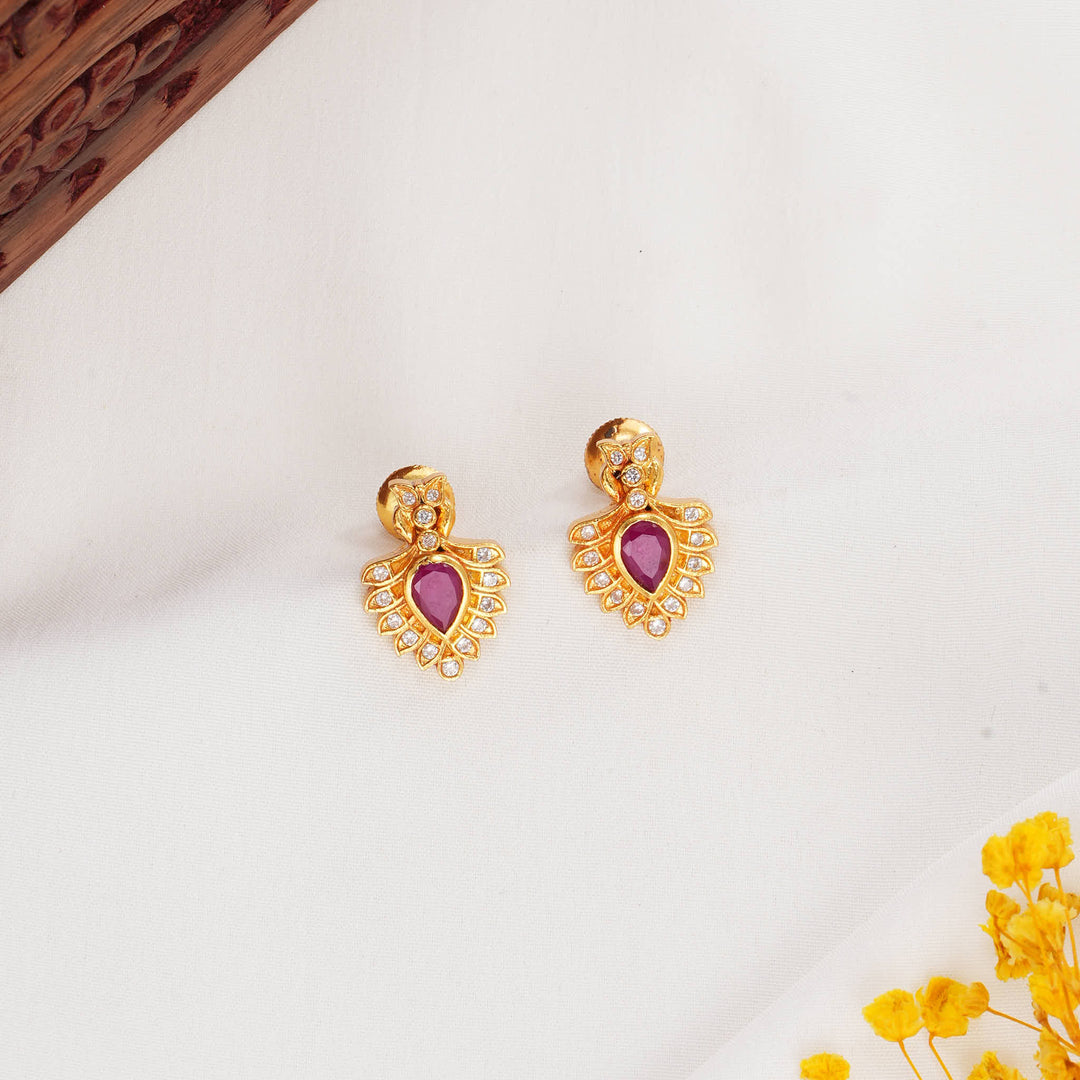 Trendy Stone Studs