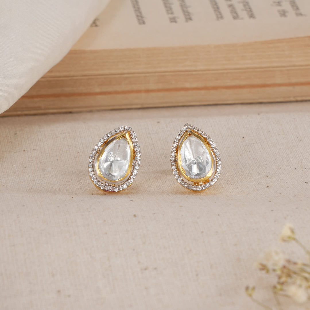 White Charming Moissanite Studs