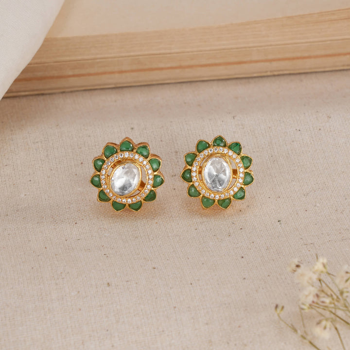Pretty Look Moissanite Studs