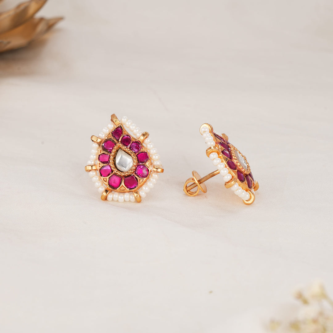 Geetha Kundan Studs