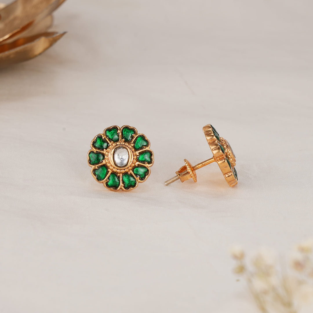 Unique Kundan Studs