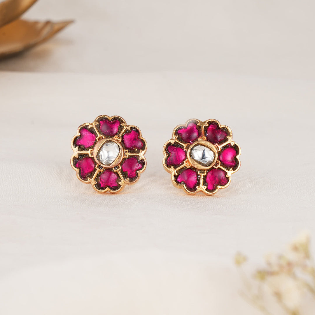 Jeevikaa Kundan Studs