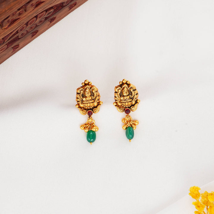 Divine Look Nagas Drops